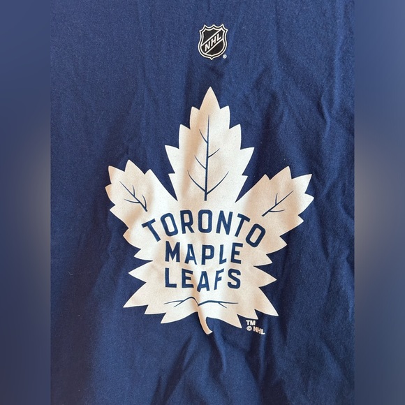 Matthews Toronto Maples Leafs Shirt - Picture 3 of 3